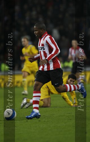 Eindhoven, 20 Oktober 2007
Kompetitiewedstrijd PSV-VVV, eindstand 3-1
Seizoen 2007/2008
Jefferson Farfan