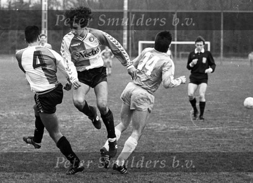 Eindhoven, 2 April 1989
PSV-Feyenoord, Landelijke Jeugd
Midden op de foto de inmiddels overleden Jeffrey Sen v Basel