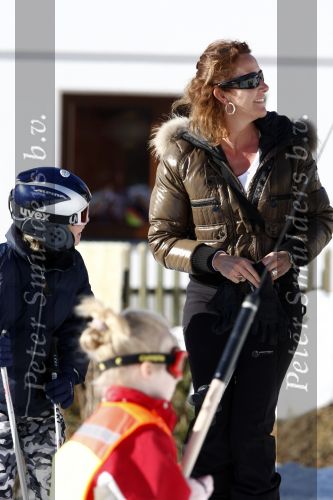Fiss 28 februari 2008
Ex vrouw Jack Spijkerman Jennemiek met zoon Joska op wintersport in Fiss. Jack is ook mee.
Peter Smulders bv