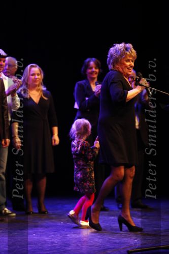 Amsterdam 30 maart 2009
Hommage aan Jenny Arean in de meervaart met verschillende artiesten.
Marc Marie Huijbregts en Loes Luca presenteren het programma.
Peter Smulders bv