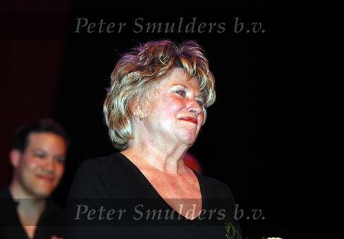 Amsterdam 30 maart 2009
Hommage aan Jenny Arean in de meervaart met verschillende artiesten.
Marc Marie Huijbregts en Loes Luca presenteren het programma.
Peter Smulders bv