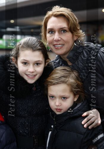 Amsterdam 7 februari 2009
Premiere disneyfilm Bolt in pathe arena. Jenny de Munk met kinderen
Peter Smulders bv