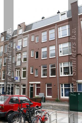 Amsterdam 9 sdeptember 2007
Dit huis heeft Jeroen Pauw samen met vriendin gekocht.