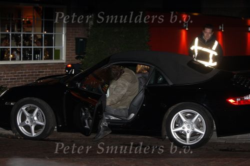 Blaricum 2 februari 2008
Linda de Mol en Jeroen Rietbergen na etentje in restaurant the red  sun en daarna in de porsche cabrio.
