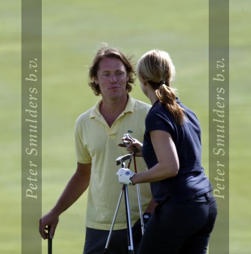 Faro 5 mei 2008
Linda de Mol Julian Noah en Jeroen Rietbergen aan het golfen tijdens hun vakantie op vale do lobo.
Peter Smulders bv