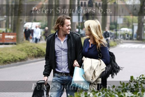 Laren 18  april 2008
Linda de Mol en Jeroen Rietbergen aan het winkelen in Laren op de verjaardag van Jeroen.
Peter Smulders bv