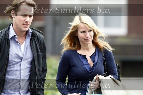 Laren 18  april 2008
Linda de Mol en Jeroen Rietbergen aan het winkelen in Laren op de verjaardag van Jeroen.
Peter Smulders bv