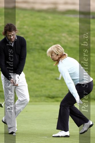 Vale do Lobo 24 februari 2008
Linda de Mol golfend met haar nieuwe vriend Jeroen Rietbergen op vale do lobo  waar Linda een huis heeft.
Peter Smulders bv
