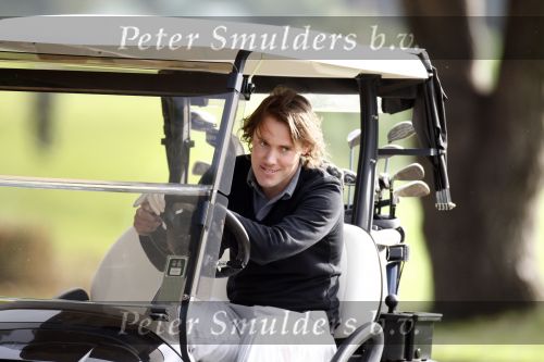 Vale do Lobo 24 februari 2008
Linda de Mol golfend met haar nieuwe vriend Jeroen Rietbergen op vale do lobo  waar Linda een huis heeft.
Peter Smulders bv