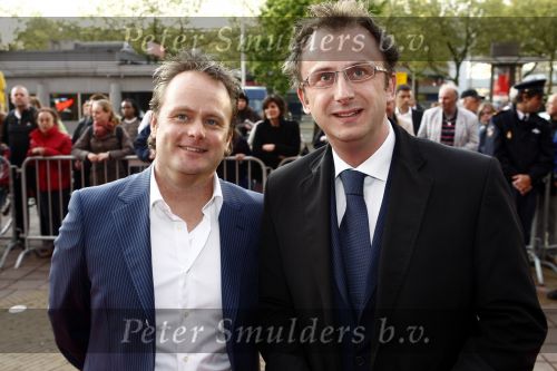Utrecht 28 april 2009
Pieter v Vollenhoven viert zijn 70e verjaardag in het Beatrix theater in Utrecht. Jeroen Snel met zijn vriend
Peter Smulders bv