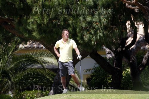 Vale do Lobo 6 mei 2008
Ronald Koeman Ronald jr Jeroen Rietbergen en Julian de Mol aan het golfen op Vale do Lobo.
Peter Smulders bv