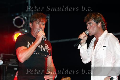 Curacao 31 december 2008 1 januari 2009
Oudjaarsfeest bij Mambo Beach. optreden Jeroen v d Boom Gerard Joling en Jan Smit
Peter Smulders bv