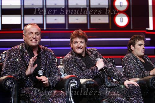 Hilversum 1 februari 2009
De toppers Gordon Rene Froger en Jeroen v d Boom tijdens het nationale songfestival in studio 22.
Jack v Gelder presenteert het programma.
Peter Smulders bv