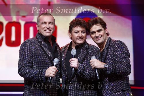 Hilversum 1 februari 2009
De toppers Gordon Rene Froger en Jeroen v d Boom tijdens het nationale songfestival in studio 22.
Jack v Gelder presenteert het programma.
Peter Smulders bv