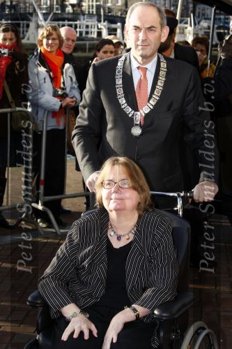 Amsterdam 1 februari 2008
Feest koningin Beatrix en Prinses Margriet voor hun 70e en 65e verjaardag in Carre.
Job Cohen  met vrouw