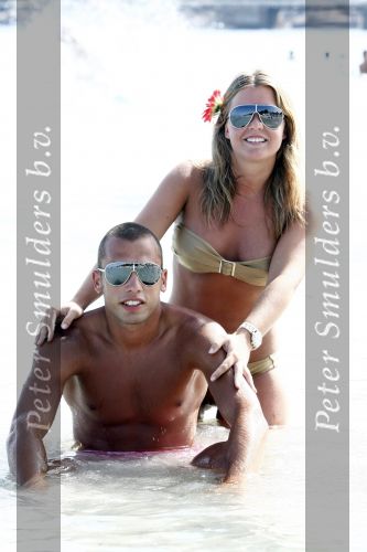 Ibiza 5 juli 2008
John Heitinga met zijn vriendin op vakantie op ibiza.