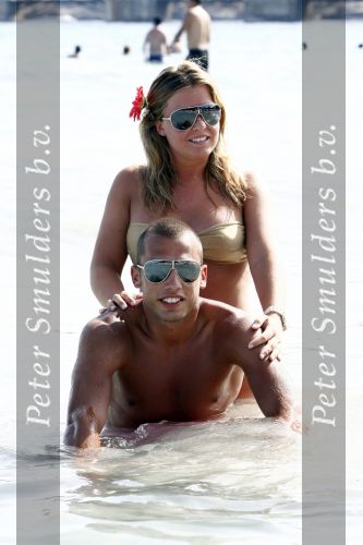 Ibiza 5 juli 2008
John Heitinga met zijn vriendin op vakantie op ibiza.