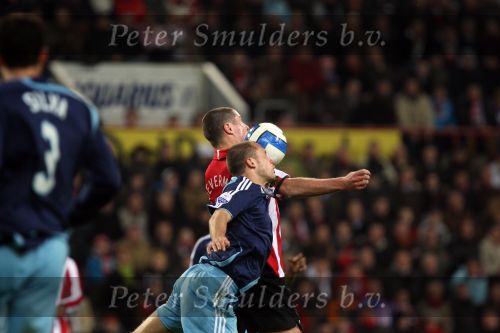 Eindhoven, 19 Maart 2008 Kompetitiewedstrijd PSV-AJAX, eindstand 0-0 
Seizoen 2007/2008
John Heitinga in duel met Danny Koevermans