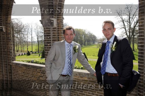Heeswijk Nuenen en Den Bosch 10 april 2009
Trouwen John de Bever en Kees Stevens. Ronnie Tober trouwde ze.
Peter Smulders bv