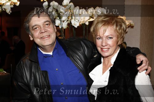 Amsterdam 7 maart 2008
Presentatie dvd en cd van Anneke Gronloh bij hotel de kersentuin. Johnny Lion en Ria Valk
Peter Smulders bv