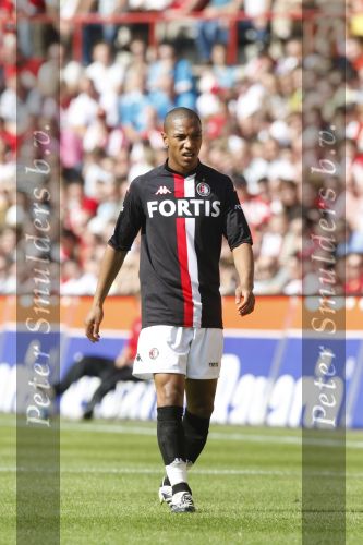 Eindhoven, 23 September 2007 Seizoen 2007/2008 Kompetitewedstrijd PSV-Feyenoord, eindstand 4-0
Jonathan de Guzman