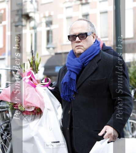 Amsterdam 7 februari 2009
Joop Braakhekke doet bodeschappen met zijn vriend Wim.
Peter Smulders bv