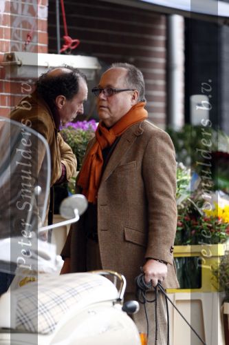Amsterdam 26 januari 2008
Joop Braakhekke met hond aan het winkelen.