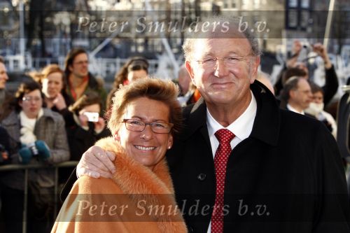 Amsterdam 1 februari 2008
Feest koningin Beatrix en Prinses Margriet voor hun 70e en 65e verjaardag in Carre.
Joop v d Ende met zijn vrouw Janine