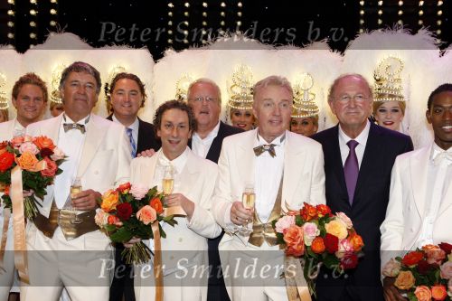 Utrecht 4 november 2007
Premiere Andre v Duin Revue met Ron Brandsteder in Beatrix theater. Ferry de Groot met Erwin v Lambaart Guus Verstraete en Joop v d Ende
