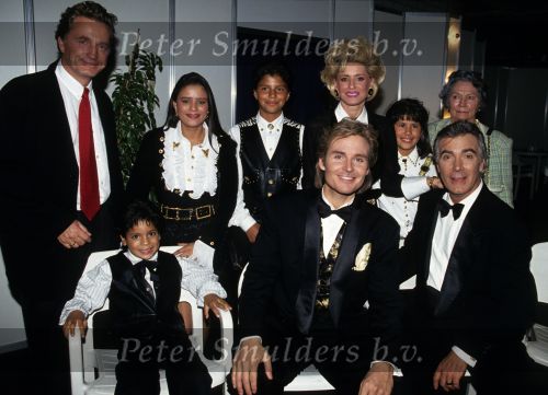Amsterdam, 7 Oktober 1994
Hans Breukhoven samen met Connie Breukhoven en hun kinderen Jordy Breukhoven,Shanna Breukhoven, Marvin Breukhoven en Constanza Breukhoven
Verder Jeff Trachta en John Mc Cook