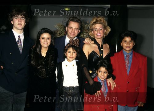 Amsterdam, 7 Oktober 1994
Hans Breukhoven samen met Connie Breukhoven en hun kinderen Jordy Breukhoven,Shanna Breukhoven, Marvin Breukhoven en Constanza Breukhoven