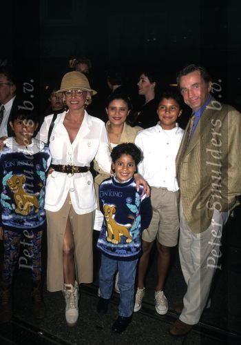 Hans Breukhoven samen met Connie Breukhoven en hun kinderen Jordy Breukhoven,Shanna Breukhoven 
en Marvin Breukhoven en Constanza Breukhoven