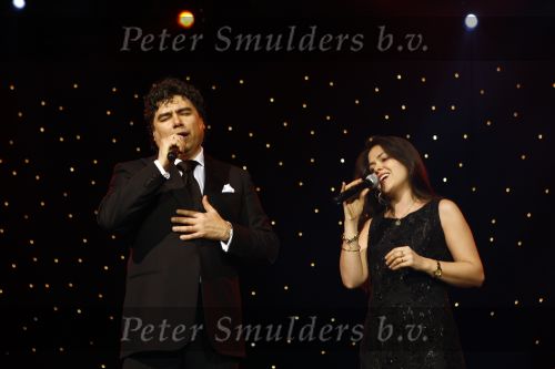 Hilversum 18 mei 2008
Jorge Castro met zijn vrouw tijdens optreden in studio 21.
Peter Smulders bv