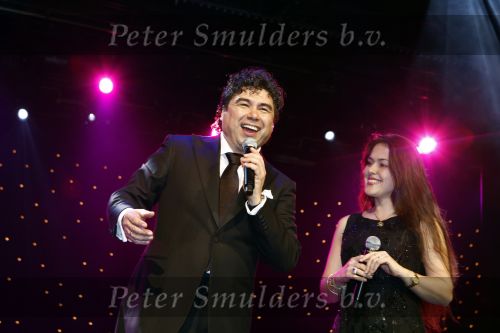 Hilversum 18 mei 2008
Gala van Race 2 raise in studio 21. Ook is de presentatie van het raceteam van agusta. Jorge Castro met vrouw
Peter Smulders bv