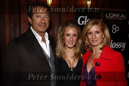 Amsterdam 8 april 2008
Modeshow percy in tuschinski. Jos Bles met vrouw en dochter Chantal Bles