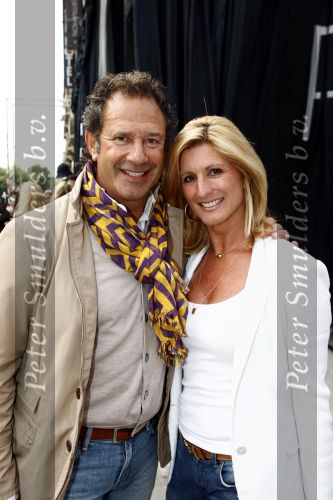 Amsterdam 14 mei 2009
Opening G star winkel op de pc hooftstraat. Jos Bles met zijn vrouw
Peter Smulders bv