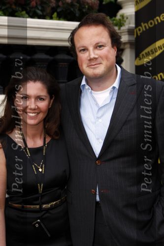 Amsterdam 21 april 2008
Presentatie van Samsung Ladyphone in het amstel hotel. josefine v Asdonk met een vriend
Peter Smulders bv