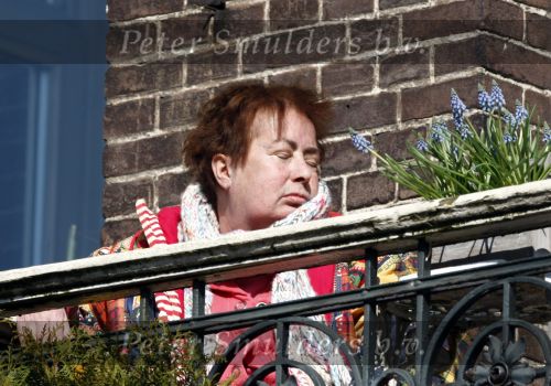 Amsterdam 21maart 2009
Josine v Dalsum op terras.
Peter Smulders bv