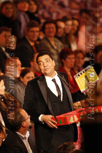 Amsterdam 17 december 2007
Tros Kerstcircus bij afrika afrika . Jurgen Raymann