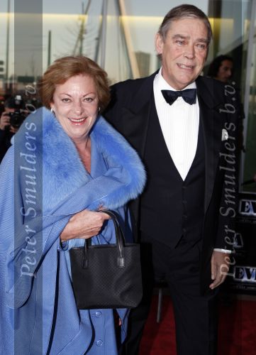 Rotterdam 16 december 2007
premiere Evita in het nieuwe Luxor theater. Karel Vuursteen met vrouw