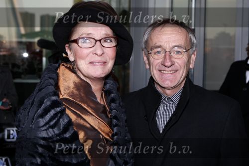 Rotterdam 16 december 2007
premiere Evita in het nieuwe Luxor theater. karel de Rooij met vrouw
