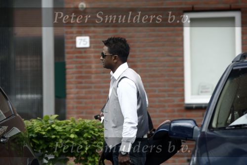 Ijsselstein Waalwijk 2 mei 2009
Karl Noten met zijn zoontje Joey Joy en zijn vrouw Chantal Peeters aan wandelen.
Peter Smulders bv