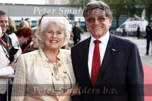 Utrecht 28 april 2009
Pieter v Vollenhoven viert zijn 70e verjaardag in het Beatrix theater in Utrecht. Karla Peijs met man
Peter Smulders bv