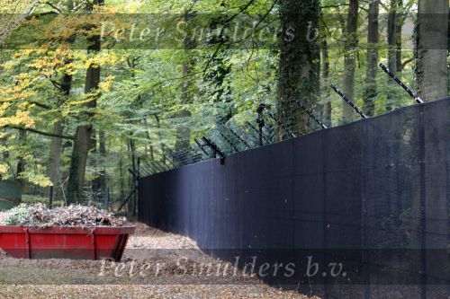 Lage Vuursche 28 oktober 2007
Verbouwing en nieuwe hekken rondom kasteel Drakensteynn waar koningin Beatrix weer gaat wonen.
Drakestein  Drakenstein  Drakesteyn