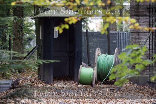 Lage Vuursche 28 oktober 2007
Verbouwing en nieuwe hekken rondom kasteel Drakensteynn waar koningin Beatrix weer gaat wonen.
Drakestein  Drakenstein  Drakesteyn