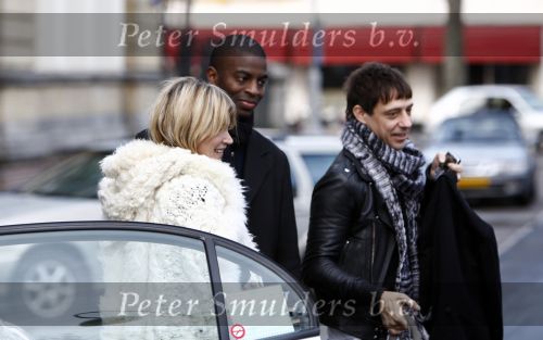 Amsterdam 24 maart 2008
Kate Moss met haar nieuwe vriend Jamie Hince bij het Amstel Hotel.
Peter Smulders bv
