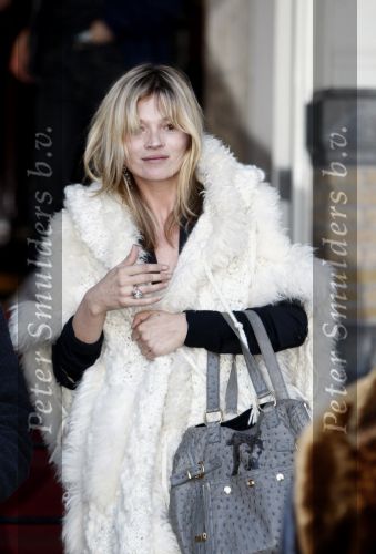 Amsterdam 24 maart 2008
Kate Moss met haar nieuwe vriend Jamie Hince bij het Amstel Hotel.
Peter Smulders bv
