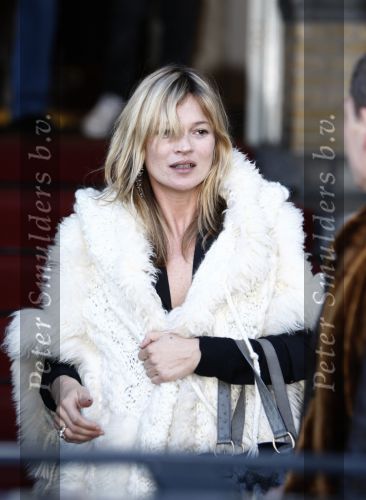 Amsterdam 24 maart 2008
Kate Moss met haar nieuwe vriend Jamie Hince bij het Amstel Hotel.
Peter Smulders bv