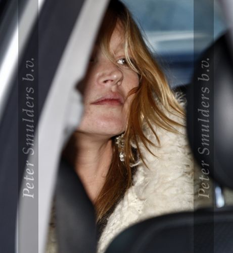 Amsterdam 24 maart 2008
Kate Moss met haar nieuwe vriend Jamie Hince bij het Amstel Hotel.
Peter Smulders bv
