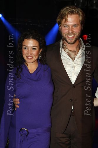 Kaatsheuvel 25 november 2007
Katja Schuurman Thijs Romer en Tara Elders bij kerstborrel Princess ivm presentatie nieuwe film.